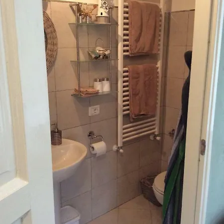 Moni Bed & Breakfast Bagni di Lucca