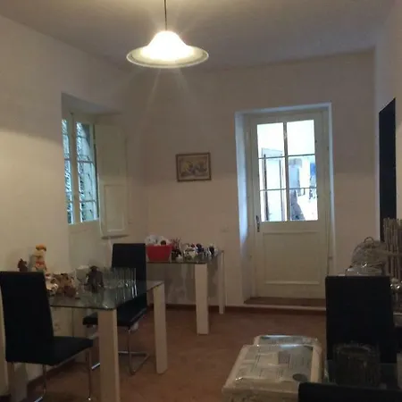 Moni * Bagni di Lucca