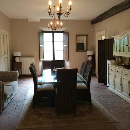 Moni Bed and breakfast *