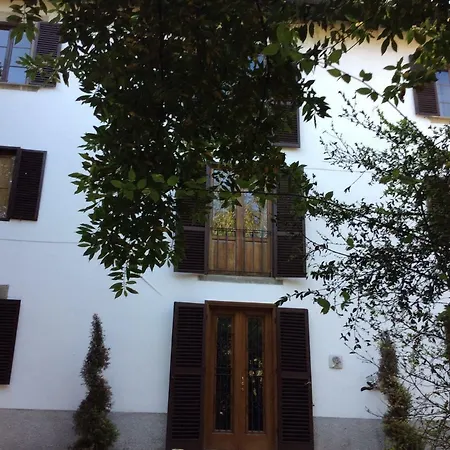 Couette-café Moni